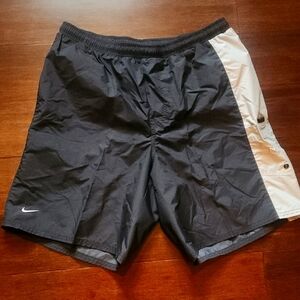 NWOT Mens Nike Swim Trunks size Large L